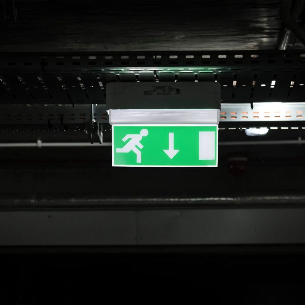 ไฟฉุกเฉิน LED เชิงพาณิชย์ ป้าย - Emergency Exit Sign บทวิจารณ์และราคา
